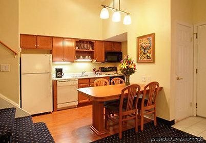 Gatehouse Suites East Lansing Rom bilde